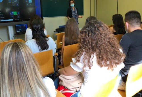 Ados Spanish School
